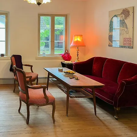 Дом отдыха Experience 'The Old Smithy' Near Faxe Bay *