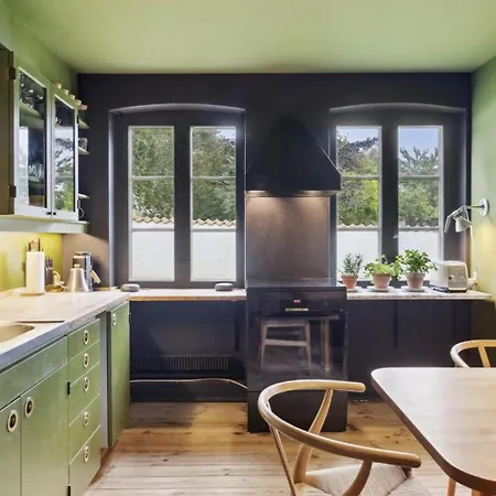 Experience 'The Old Smithy' Near Faxe Bay Дом отдыха *