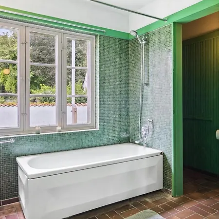 Experience 'The Old Smithy' Near Faxe Bay * Lund (Stevns)