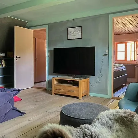 Experience 'the Old Smithy' Near Faxe Bay Casa vacanze Lund (Stevns)