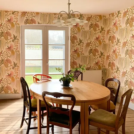 Experience 'The Old Smithy' Near Faxe Bay Дом отдыха Lund (Stevns)