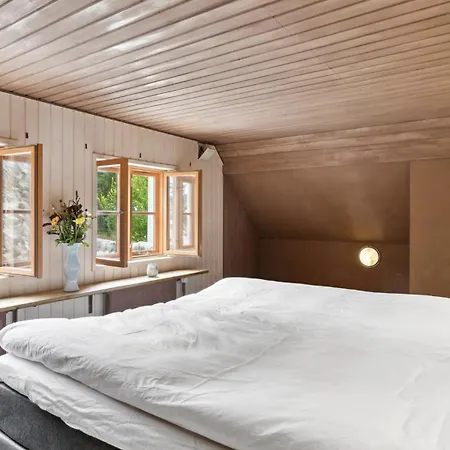 Дом отдыха Experience 'The Old Smithy' Near Faxe Bay Lund (Stevns)